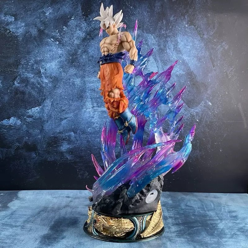 Dragon Ball Son Goku Ultra Instinct Figure - Image 2
