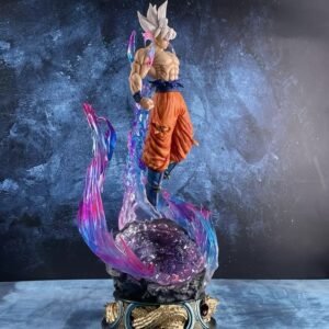 Dragon Ball Son Goku Ultra Instinct Figure
